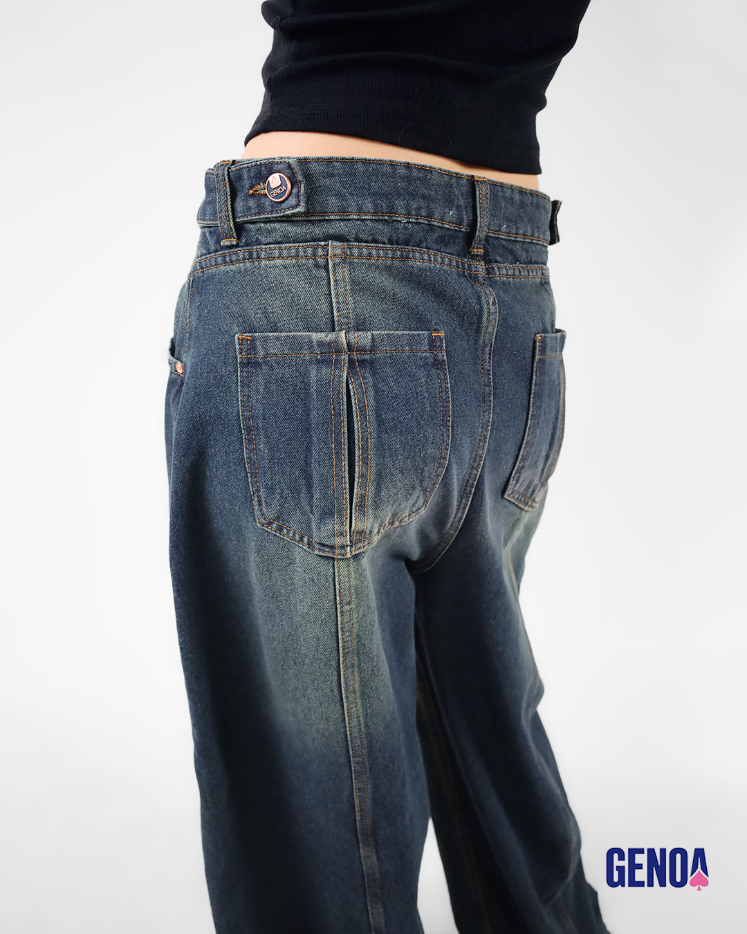 Loose Tapered Fit - Washed Dark Blue