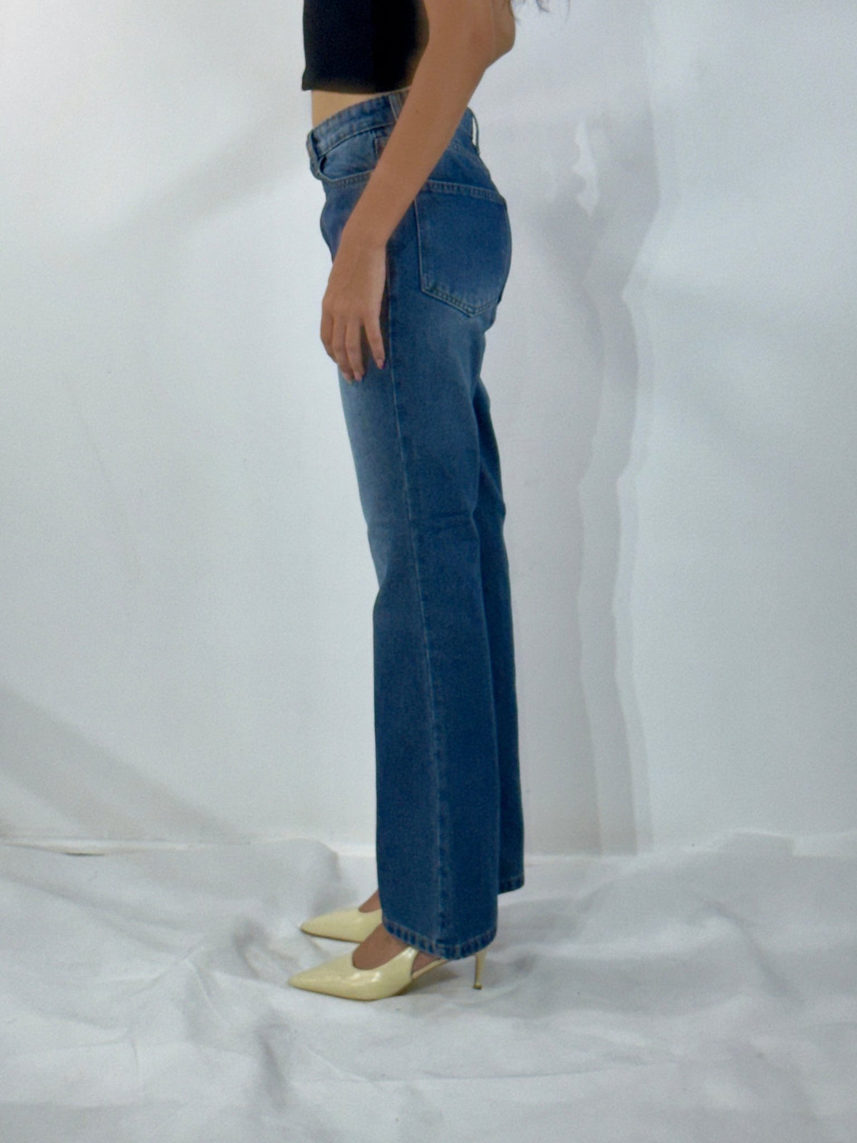 Blue Italian Flare Jeans - Stylish & Trendy - GENOA