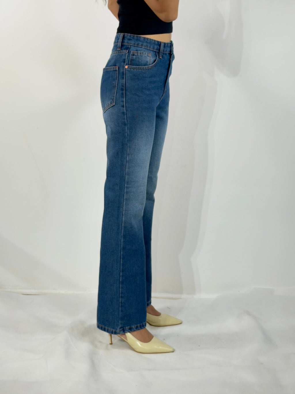 Blue Italian Flare Jeans - Stylish & Trendy - GENOA