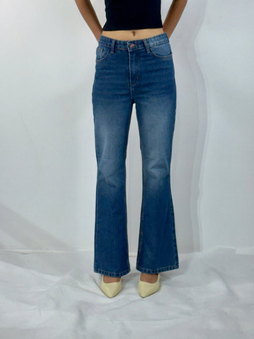 Blue Italian Flare Jeans - Stylish & Trendy - GENOA