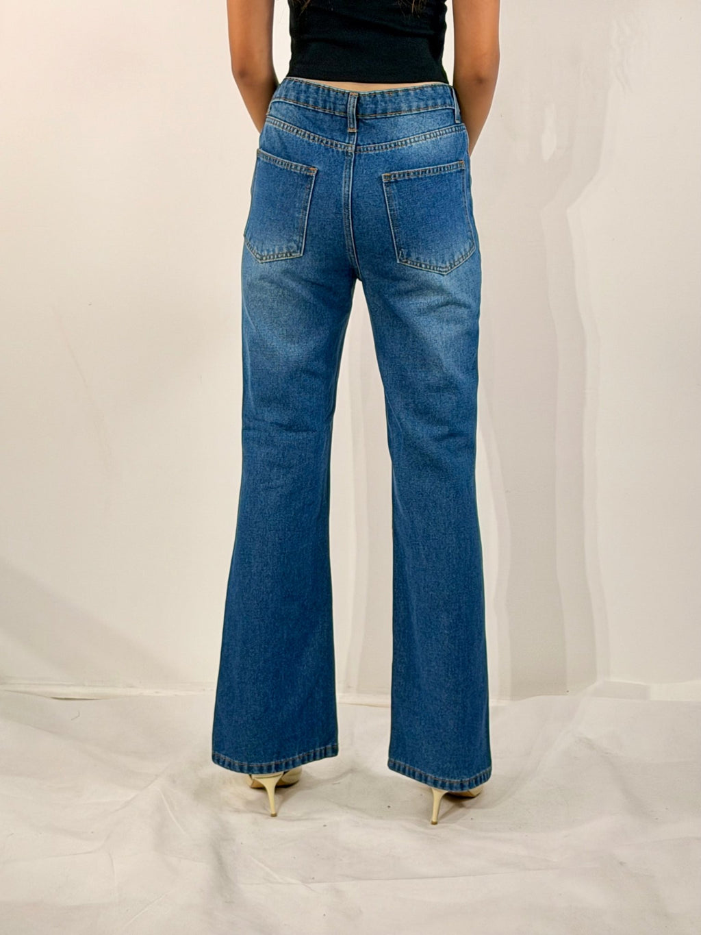 Blue Italian Flare Jeans - Stylish & Trendy - GENOA