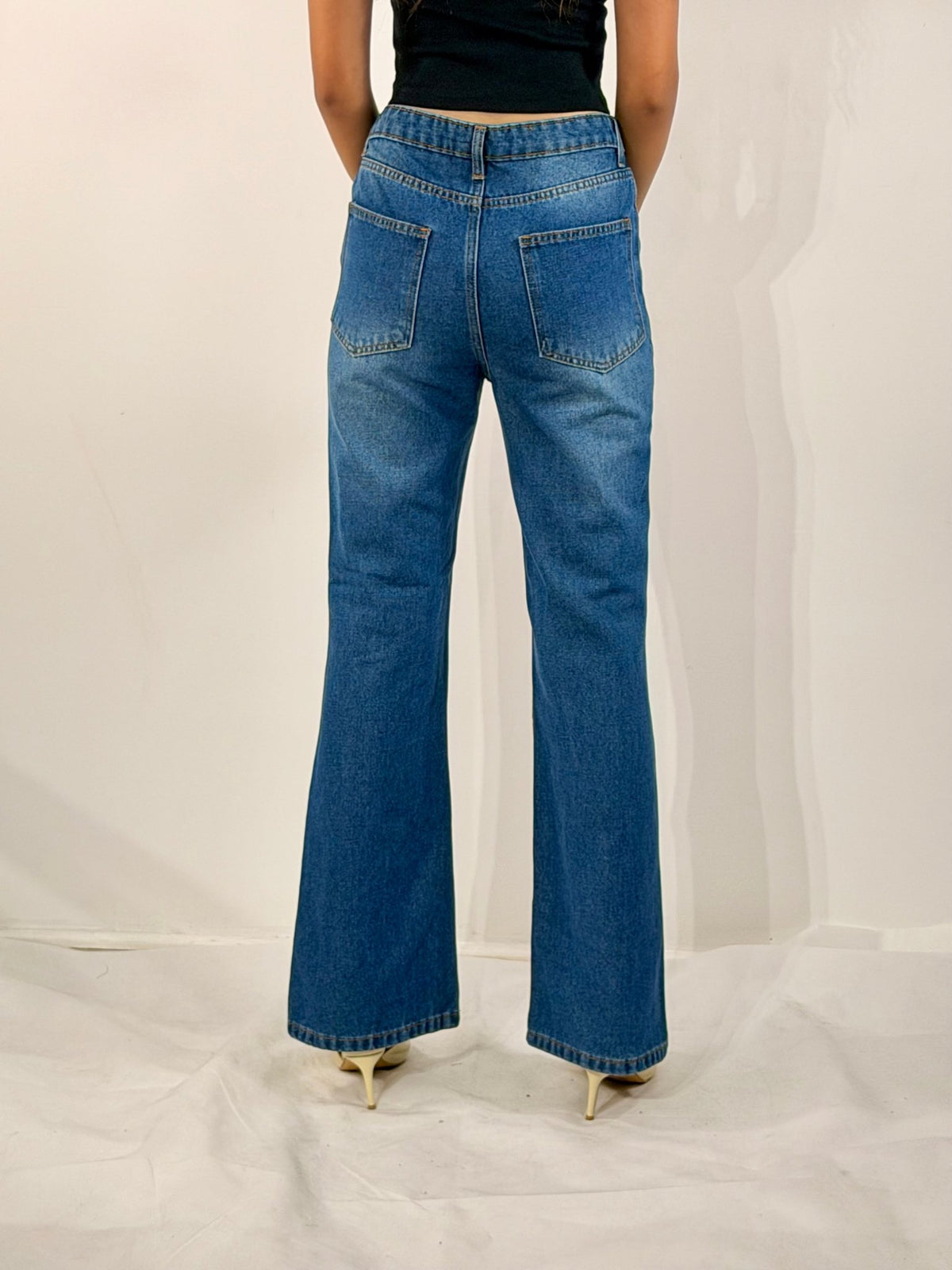 Blue Italian Flare Jeans - Stylish & Trendy - GENOA