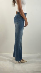 Ice Blue Italian Flare Jeans - Stylish & Trendy - GENOA
